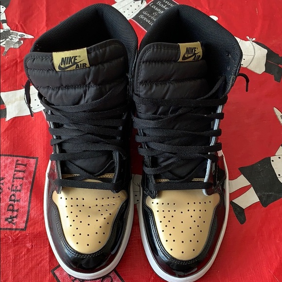 jordan 1 gold toe creasing